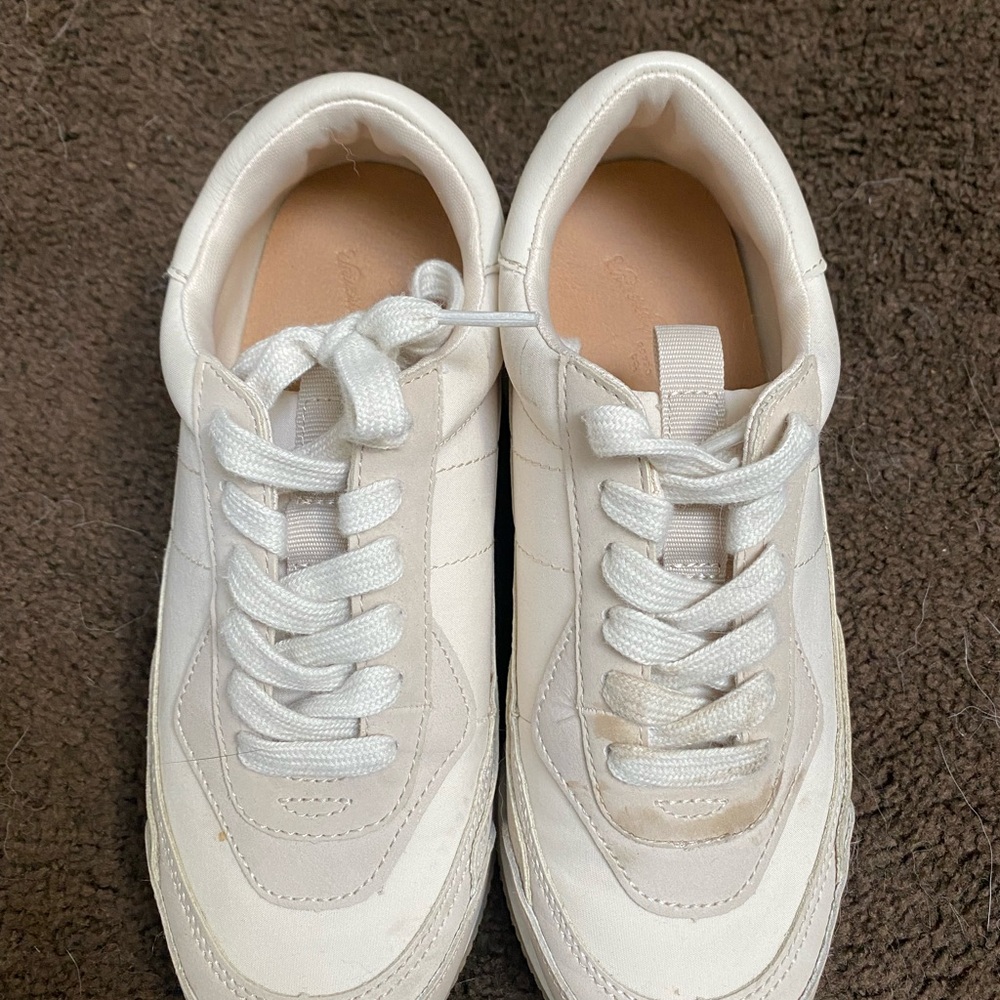 White Casual Sneakers